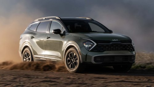 Kia, Kia Sales Are Way Up—But Its EVs Continue to Struggle