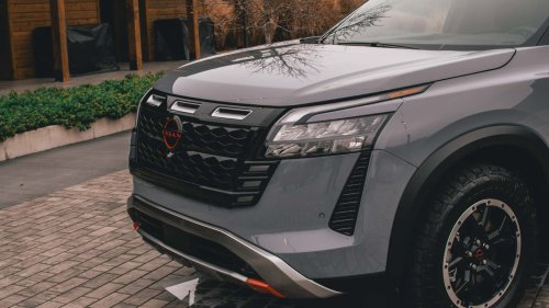 The 2026 Nissan Pathfinder Keeps Its Old-School Charm: Review