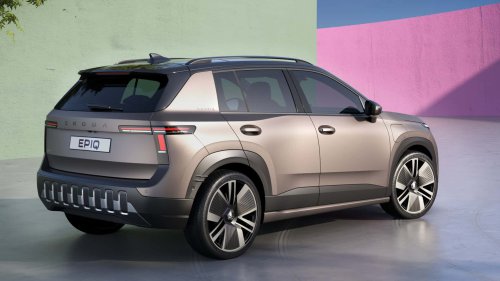 Skoda Epiq : premières images officielles en camouflage aux couleurs vives