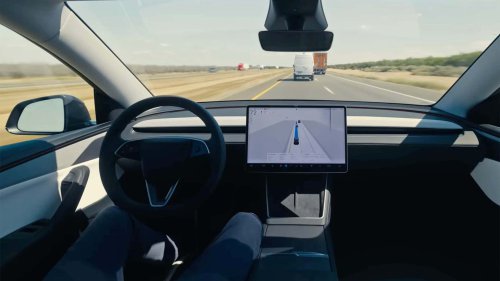 Tesla : l'Autopilot s'améliore... mais il a plus d'accidents