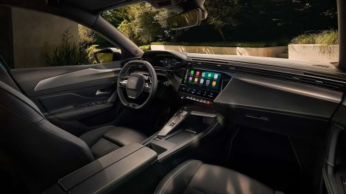 Peugeot, Peugeot 308, comment changent l'intérieur et le coffre avec le restylage