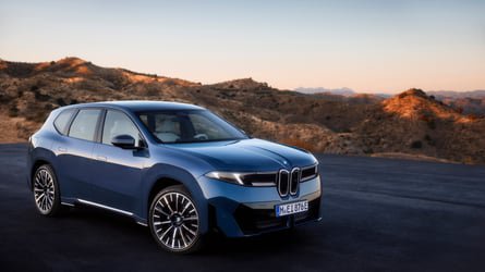 Le BMW iX3 est la Voiture mondiale de l'année 2026