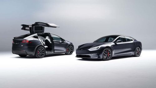 Tesla, Tesla est assis sur un record de 50 000 voitures électriques invendues