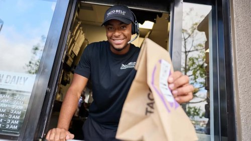 These Are the Fastest (And Slowest) Drive Thrus in America