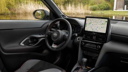 Así cambia el interior del nuevo Toyota Yaris Cross 2026