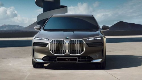 BMW, BMW 7er Facelift (2026) behält riesige Niere und geteilte Scheinwerfer