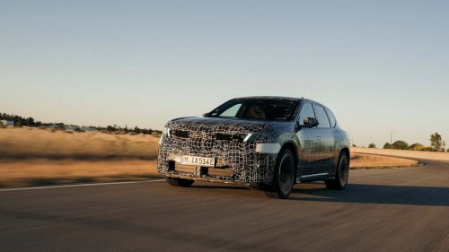 BMW, BMW iX3, Waktu yang Dibutuhkan BMW iX3 Kalahkan Jejak Karbon Mobil Bensin