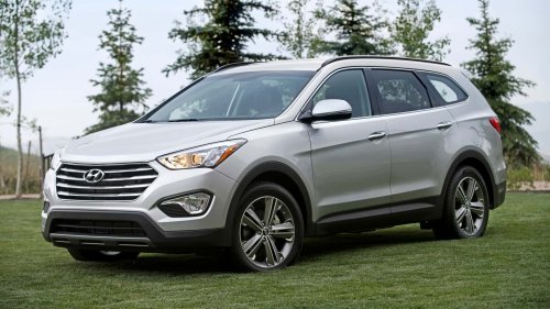 Hyundai, Hyundai Santa Fe, Lexus, ‘We Accept Trades': Woman’s Hyundai Santa Fe Tire Smashes a Lexus Dealership Window. Then a Salesman Steps In