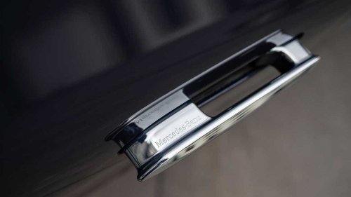 China prohíbe las manillas eléctricas retráctiles de las puertas de los coches