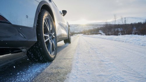 This Tire Changes Grip Depending On The Weather