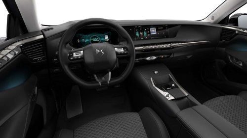 Este compacto diésel hace 1.000 km sin parar y no es alemán