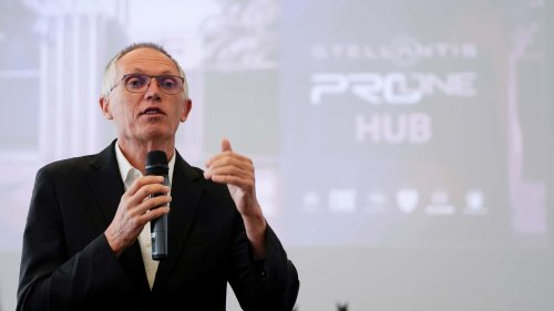 Para el ex CEO de Stellantis, Carlos Tavares, el grupo podría dividirse.
