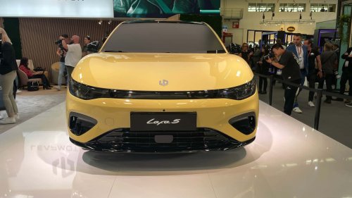 El Leapmotor B05 desafía al Volkswagen ID.3 y al MG4 en el segmento C