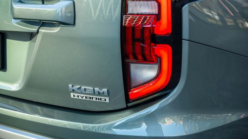 KGM stellt ersten Vollhybrid vor – Premiere im SUV Torres