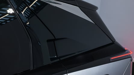 Los coches se vuelven más planos: el nuevo minimalismo 3D