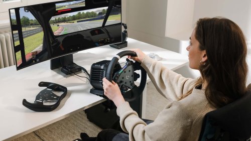 Logitech's New Steering Wheel Is For Serious Sim Racers. We Got a Hands-On Look