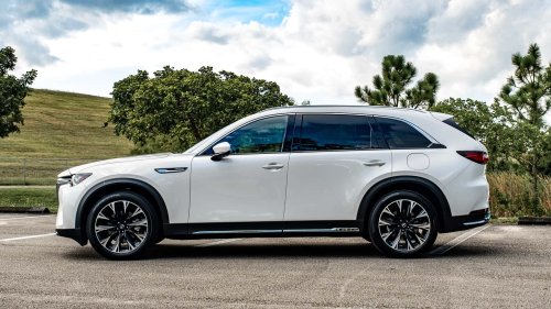 Toyota, Mazda, 'Girl You Need a Toyota:' Woman Buys Mazda CX-90. Then She Regrets It Instantly Because of 'Bad Luck'