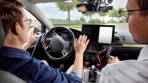 Du moteur au code : comment le cœur d'une voiture change