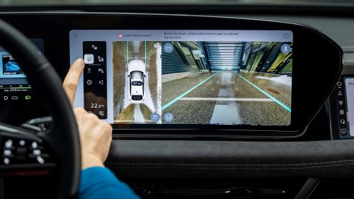 Audi, Endlich: Audi bringt echte Knöpfe am Lenkrad zurück