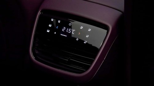 Mazda CX-6e, el interior del nuevo SUV japonés