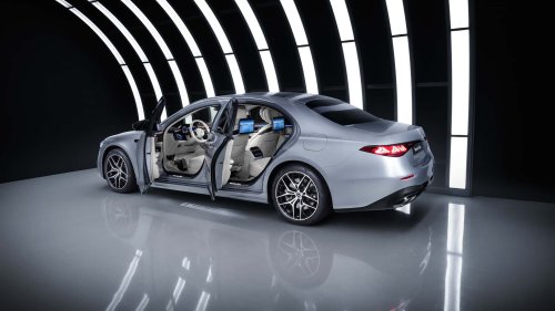 Mercedes Insists The S-Class Remains The Benchmark Even Though Demand Is Way Down