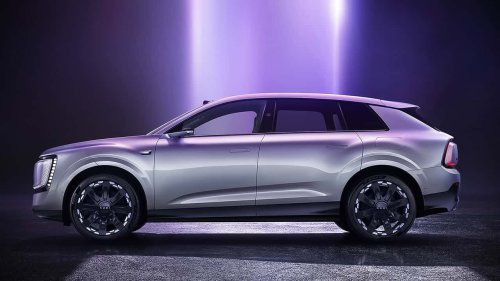 La marque AUDI, sans anneau, développe une nouvelle berline