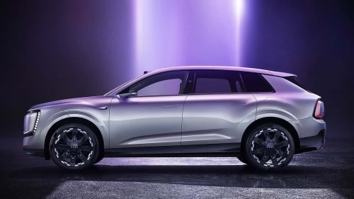Audi, La marque AUDI, sans anneau, développe une nouvelle berline