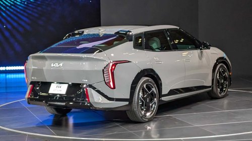Kia, Kia EV4 Akan Dibuat di Korea dan Terkena Tarif AS