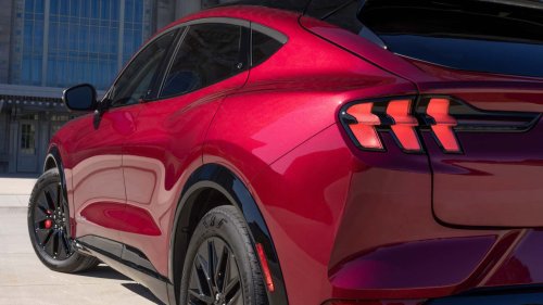 Ford, Ford Mustang, Ford voit les ventes de la Mustang à la hausse, mais pas celles de ses véhicules électriques