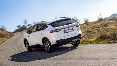 MG, Nuevo MG HS 2025: ni Hybrid+, ni PHEV… ¡25.990 €, no financio, no entrego coche!