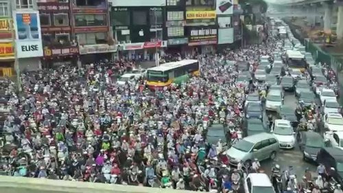 Larangan Sepeda Motor Bensin di Vietnam Masih Dicurigai