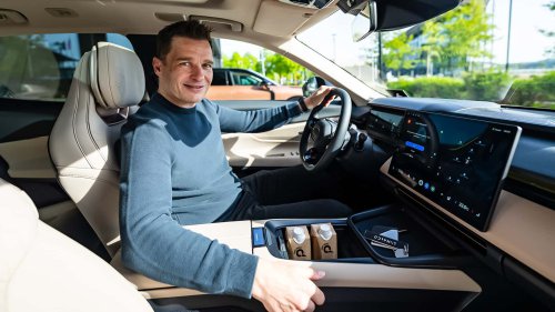 Lynk &amp; Co 08 mit neuem Reichweiten-Weltrekord für Plug-in-Hybrid