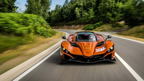 Mengapa Hypercar Baru Praga Membuang V-10?
