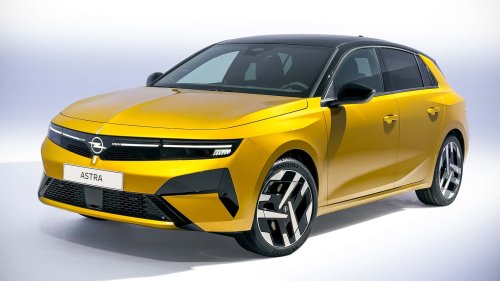 2026 Opel Astra Revealed: Facelift Brings a Light Bar and Smarter Headlights
