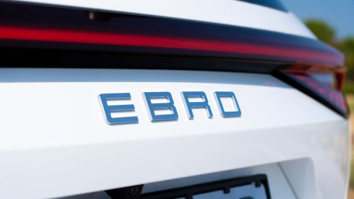 EBRO s800 con motor de gasolina: lo que nos gusta (y no) del SUV de 147 CV y 7 plazas