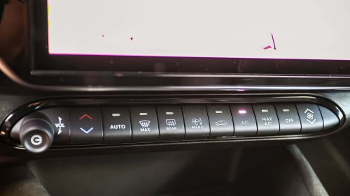 Alfa Romeo Junior Veloce im Test: Elektro-Knaller mit Charisma?