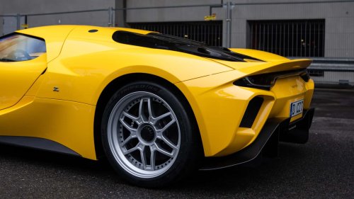 Cette hypercar à boîte manuelle se rapproche de la production