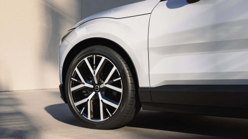 El Volvo EX30 2026 va a seguir bajando de precio