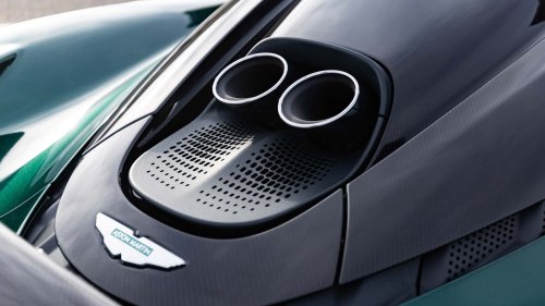 The Aston Martin Valhalla Is A 1,064-HP Momentum Car: Review