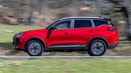 EBRO s700 HEV 2026: conducimos el híbrido deseado