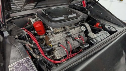 Cette Ferrari 308 GTS de Magnum est mise aux enchères