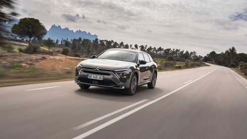 Dacia, Citroën, El Dacia Striker tiene rival: Citroën C5 X Hybrid, a precio de derribo