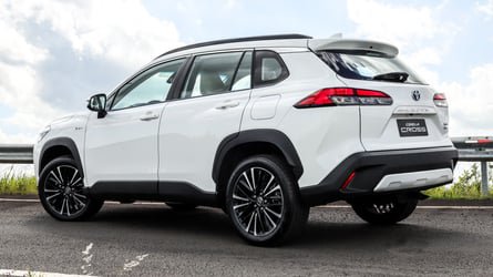 Toyota Corolla Cross 2028: nueva generación ¿con siete plazas?