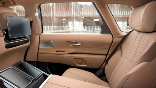 Toyota Century SUV 2025 Jendela Sampingnya Bisa Diredupkan