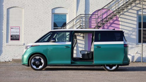 Volkswagen | Volkswagen ID. Buzz | Le Volkswagen ID. Buzz n’est pas en pause — et pourrait avoir une version camping, selon le PDG de VW