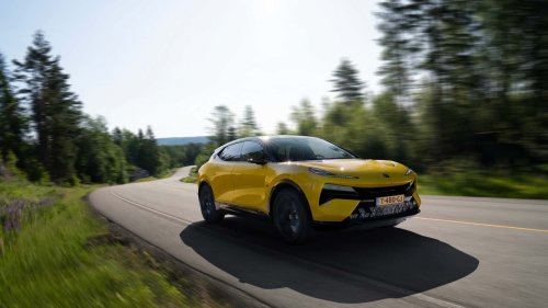 Lotus, Au Canada, la Lotus Eletre peut coûter deux fois moins cher