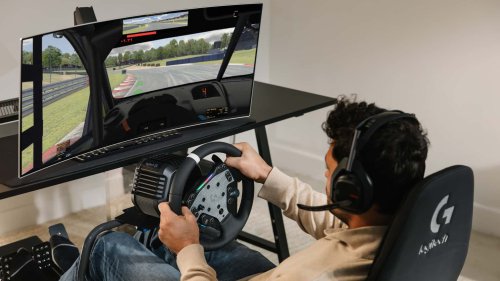 Logitech's New Steering Wheel Is For Serious Sim Racers. We Got a Hands-On Look