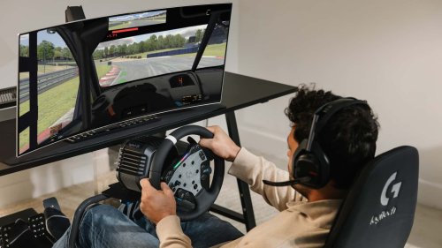 Logitech's New Steering Wheel Is For Serious Sim Racers. We Got a Hands-On Look
