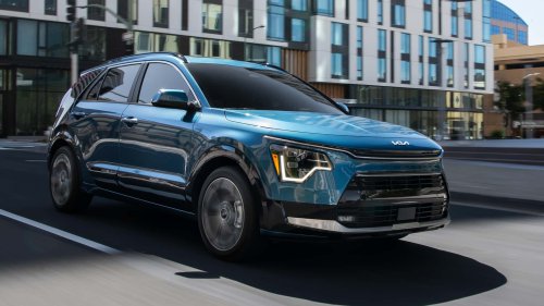 Kia Niro Plug-In Hybrid Akhirnya Sudah Mati