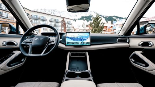 BYD Atto 2 DM-i (2026) im ersten Test: Kompakter Plug-in-Alleskönner